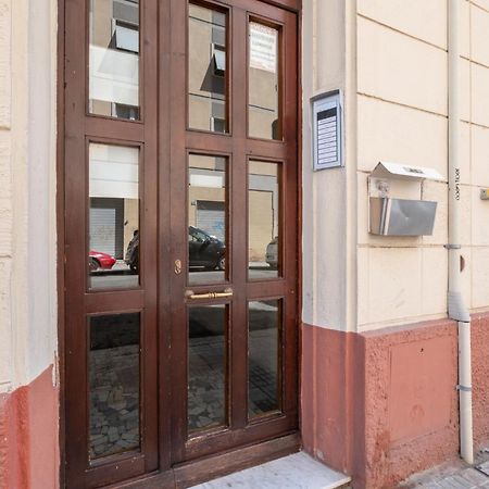 Appartamento Casa Ofride -Centro-Poetto 10 Min-Wi-Fi-Netflix Cagliari Esterno foto