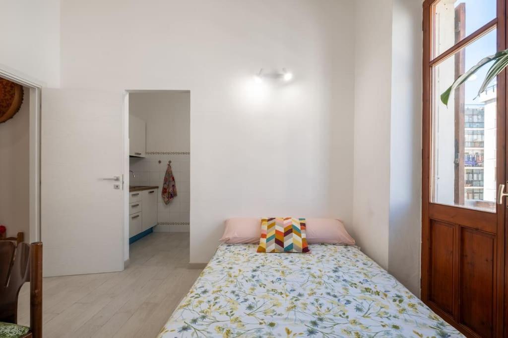 Appartamento Casa Ofride -Centro-Poetto 10 Min-Wi-Fi-Netflix Cagliari Esterno foto