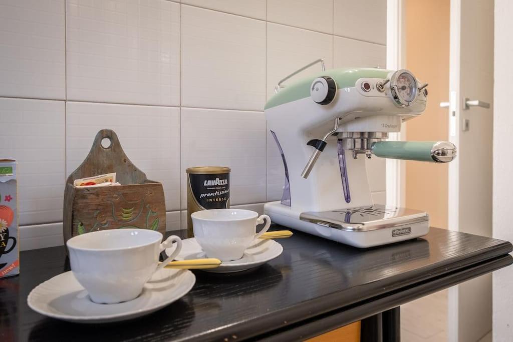 Appartamento Casa Ofride -Centro-Poetto 10 Min-Wi-Fi-Netflix Cagliari Esterno foto