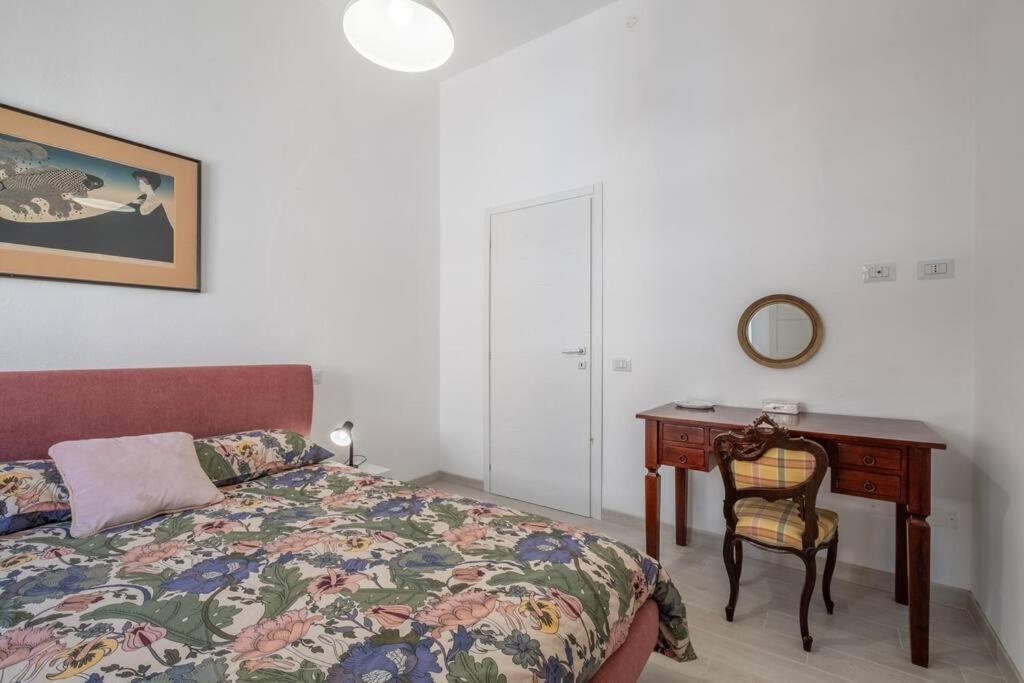 Appartamento Casa Ofride -Centro-Poetto 10 Min-Wi-Fi-Netflix Cagliari Esterno foto